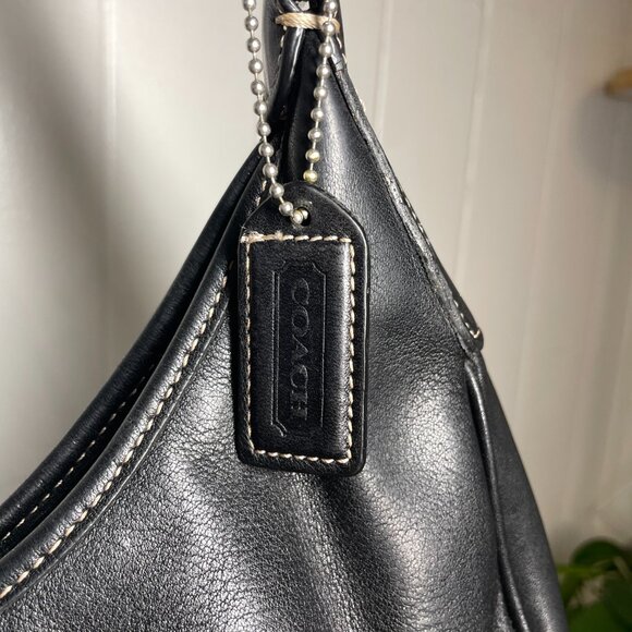 Vintage Coach Hamptons Buckle Hobo Shoulder Bag - 7548 - Black (EUC) - Picture 4 of 14